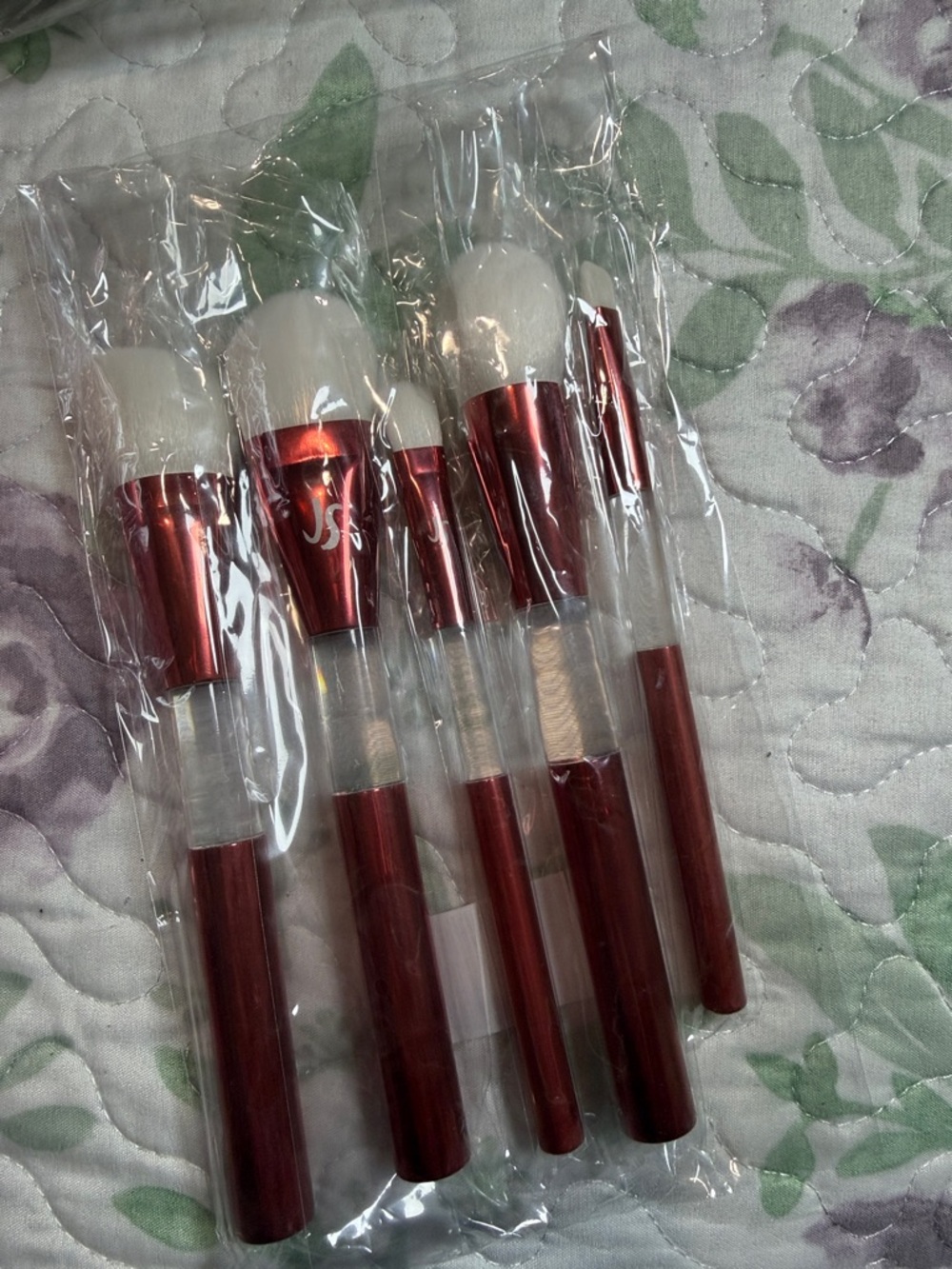 Maroon Makeup Brush Set